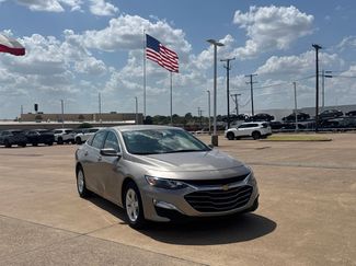 Used 2025 Chevrolet Malibu LS FWD video 1