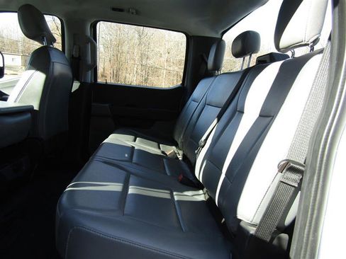 Used 2023 Ford F250 XL w/ Snow Plow Prep Package image 29