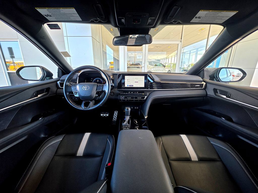 Used 2025 Toyota Camry SE FWD image 14