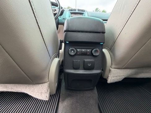 Used 2015 Ford Explorer Limited w/ Equipment Group 301A AWD/4WD image 19