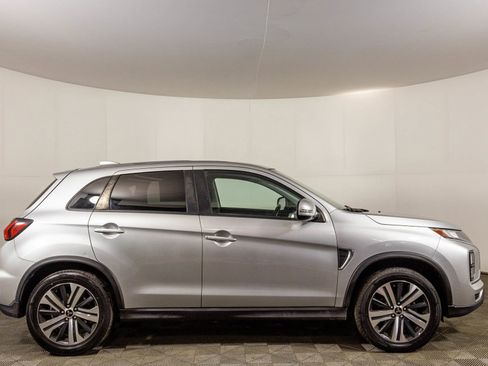 Used 2021 Mitsubishi Outlander Sport SE image 10