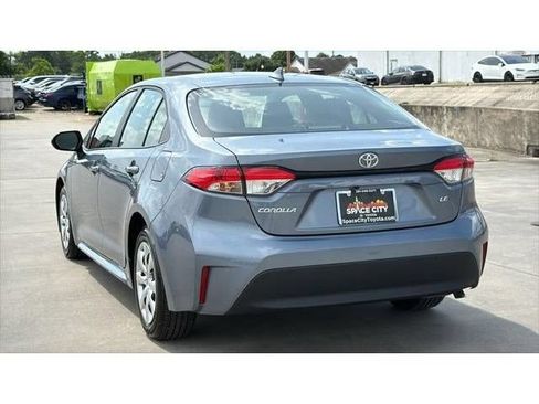 Certified 2026 Toyota Corolla LE FWD image 3