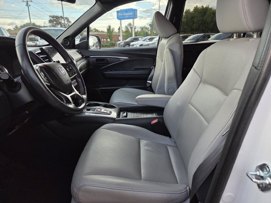 Used 2023 Honda Passport EX-L image 14
