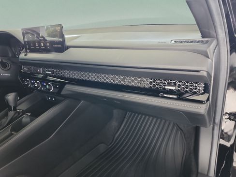 Used 2025 Honda Accord Sport image 22