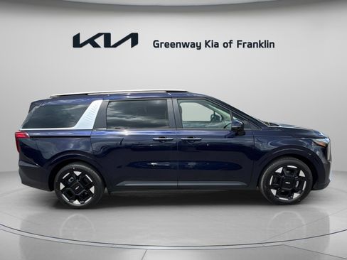 New 2026 Kia Carnival EX image 8