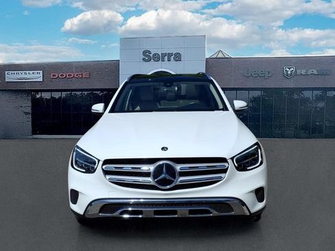 Used 2020 Mercedes-Benz GLC 300 4MATIC image 2