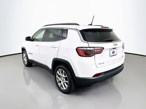 Used 2022 Jeep Compass Latitude image 7
