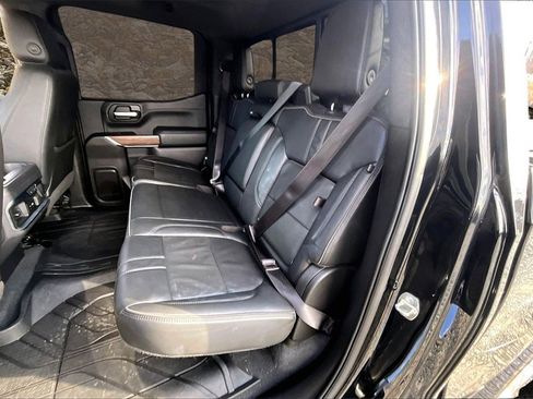 Used 2019 Chevrolet Silverado 1500 High Country image 25