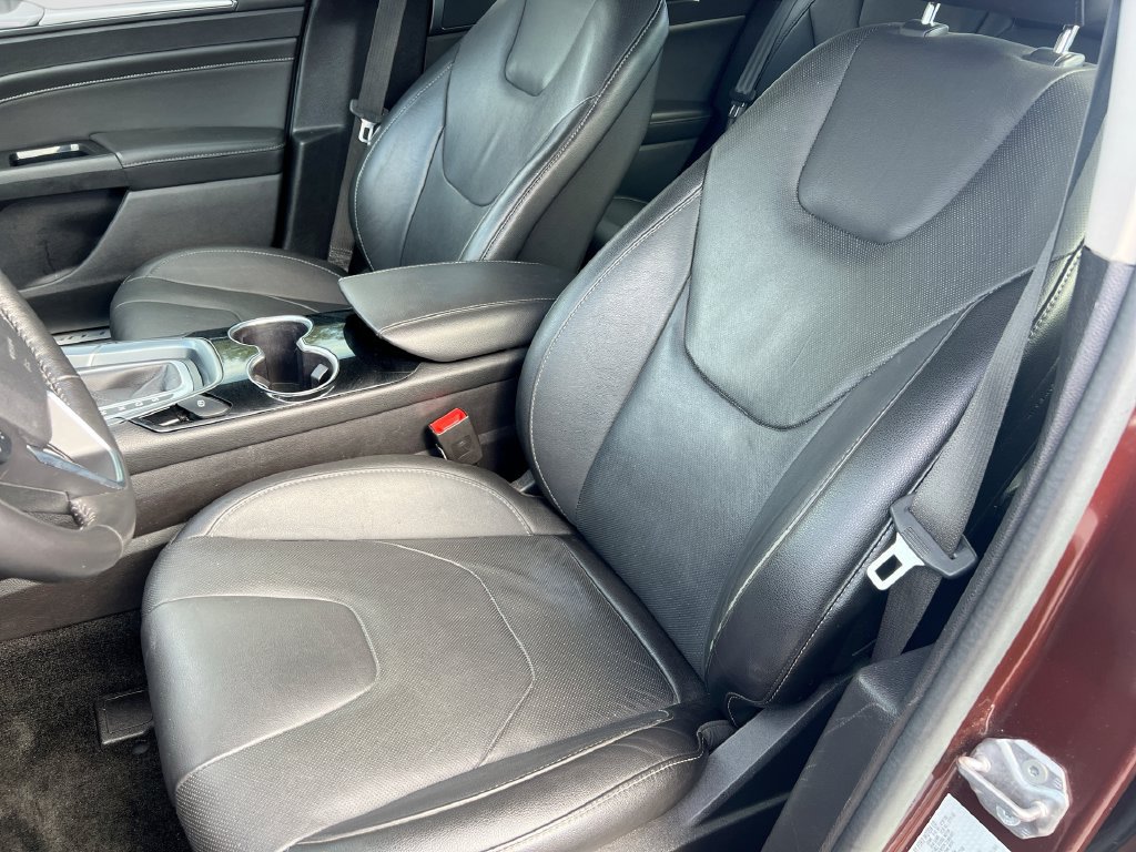 Used 2016 Ford Fusion Titanium AWD/4WD image 20