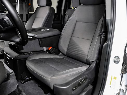 Used 2025 Chevrolet Silverado 2500 LT AWD/4WD image 30