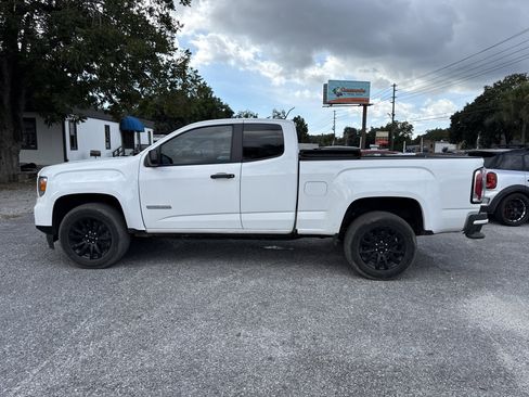 Used 2022 GMC Canyon Elevation Standard w/ Convenience Package image 2