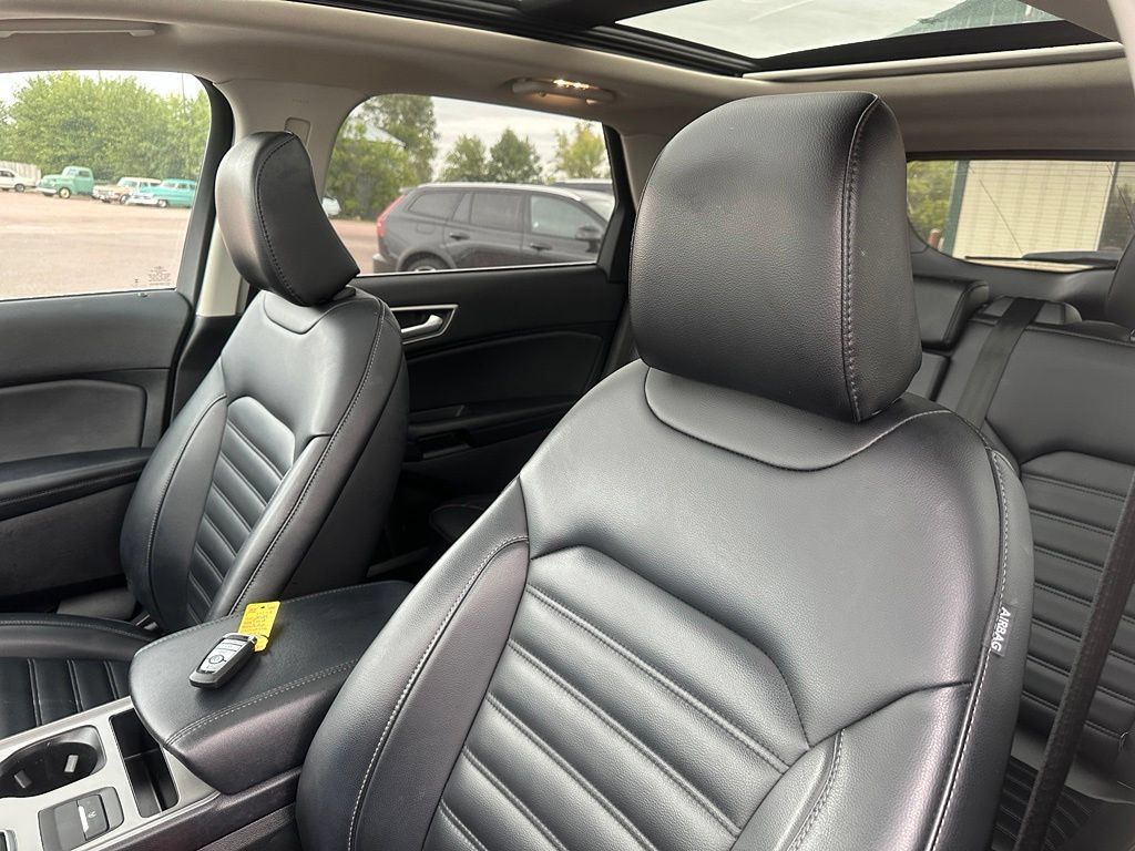 Used 2024 Ford Edge SEL w/ Convenience Package AWD/4WD image 14