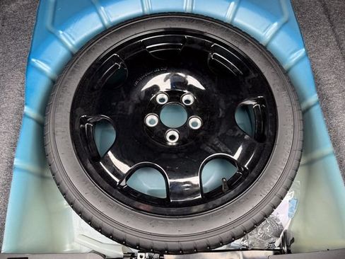 Used 2017 Ford Mustang GT Premium RWD image 25