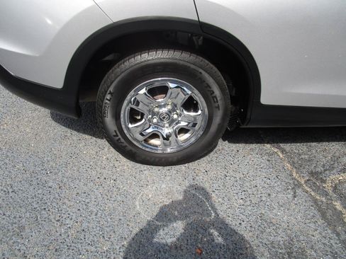 Used 2013 Honda CR-V LX image 22