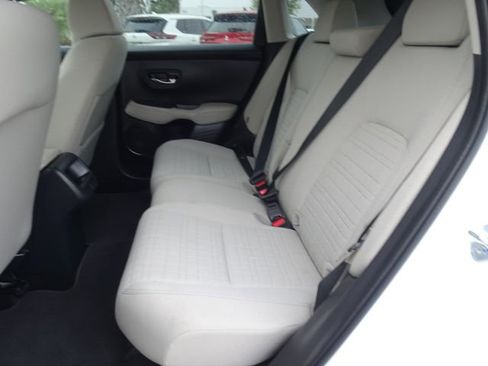 Used 2025 Honda HR-V LX image 9