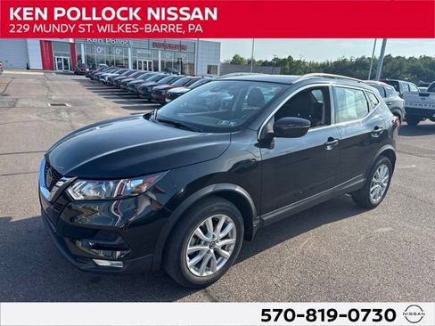 Certified 2022 Nissan Rogue Sport SV AWD/4WD image 1