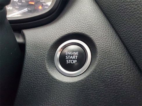 Used 2024 Toyota Corolla SE image 24