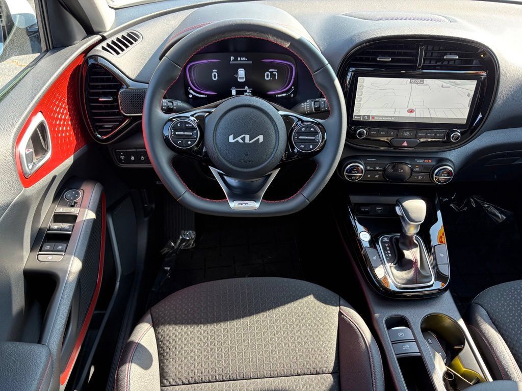 Used 2025 Kia Soul GT-Line w/ GT-Line Technology Package FWD image 18