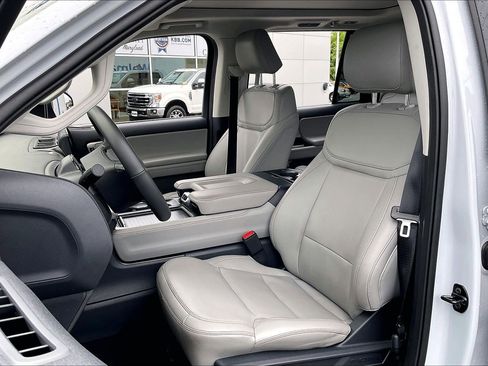 Certified 2025 Ford Expedition Max Active AWD/4WD image 24