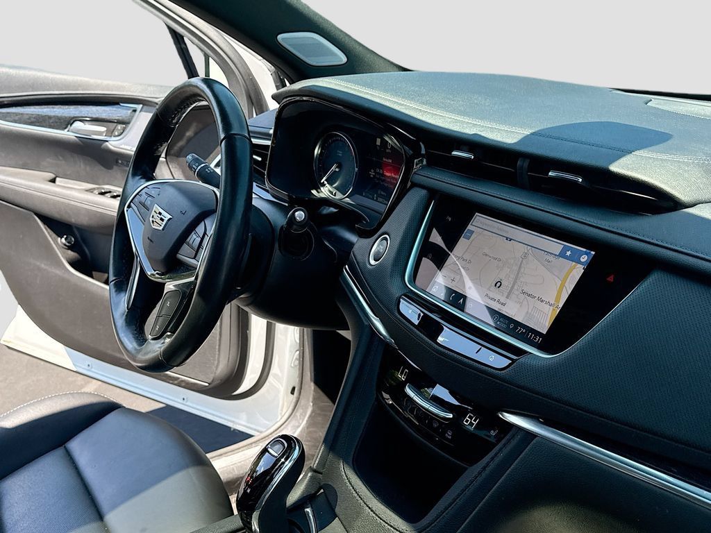 Used 2023 Cadillac XT5 Premium Luxury w/ Technology Package FWD image 32