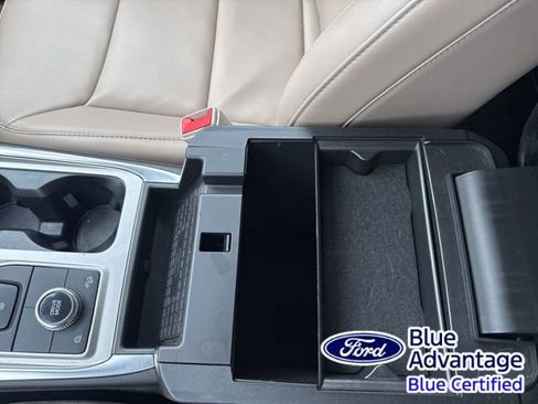 Certified 2022 Ford Explorer XLT w/ Equipment Group 202A image 30