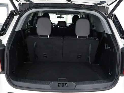 Used 2023 Ford Explorer XLT w/ Equipment Group 202A image 26