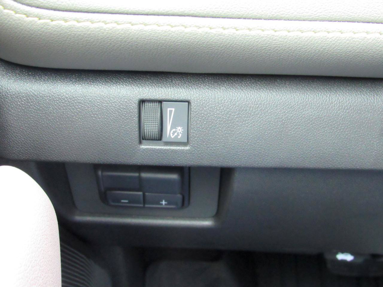 Used 2024 Chevrolet Colorado ZR2 w/ ZR2 Convenience Package III AWD/4WD image 22