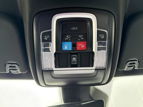 Used 2025 RAM 1500 Big Horn AWD/4WD image 41