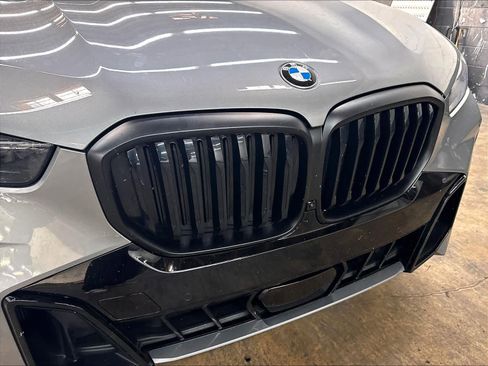 Used 2025 BMW X5 xDrive40i w/ Executive Package AWD/4WD image 32
