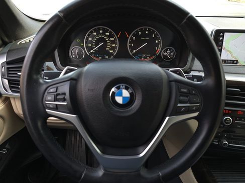 Used 2018 BMW X5 xDrive40e image 25