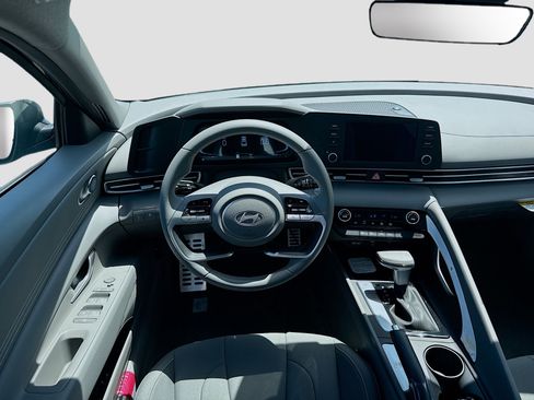 New 2026 Hyundai Elantra Sport FWD image 15