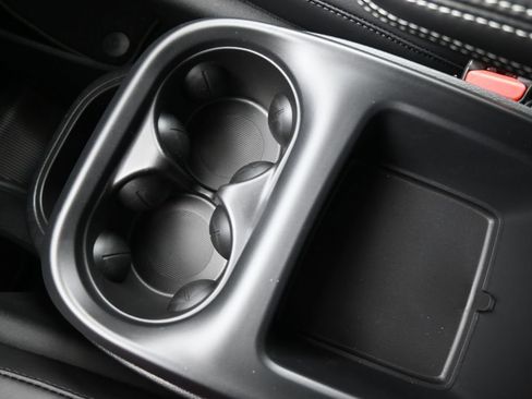 New 2026 Chrysler Pacifica Select image 33