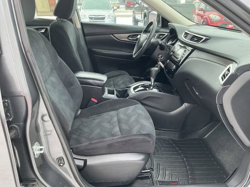 Used 2014 Nissan Rogue S image 22