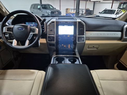 Used 2017 Ford F250 Lariat AWD/4WD image 19