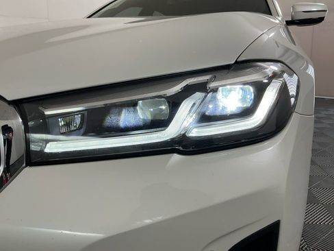 Used 2021 BMW 530e 530e iPerformance w/ Parking Assistance Package image 8