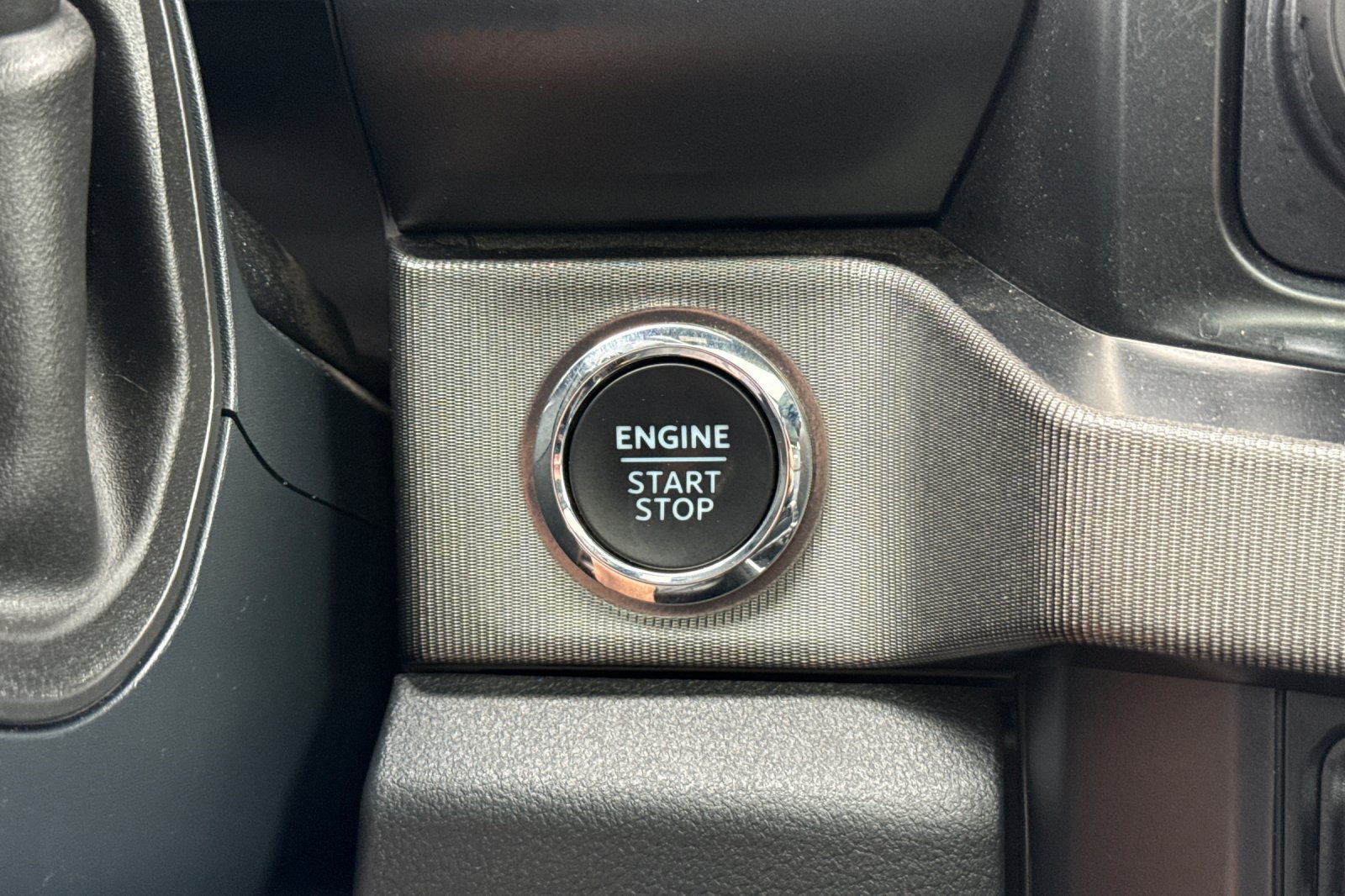 Used 2023 Ford F350 Platinum AWD/4WD image 25