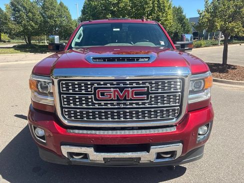Used 2019 GMC Sierra 3500 Denali w/ Duramax Plus Package AWD/4WD image 8