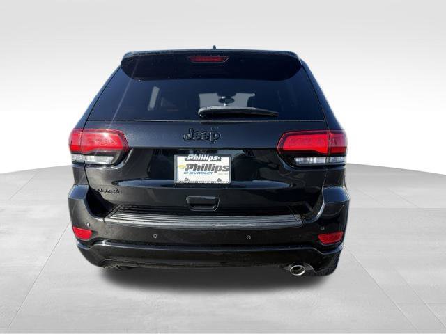 Used 2020 Jeep Grand Cherokee Altitude AWD/4WD image 11