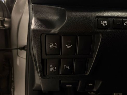 Used 2018 Lexus IS 300 F Sport image 27