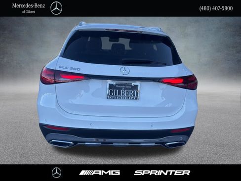 Certified 2025 Mercedes-Benz GLC 300 image 5