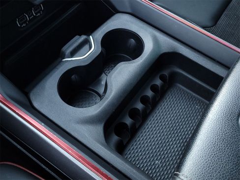 Used 2019 RAM 1500 Rebel image 22