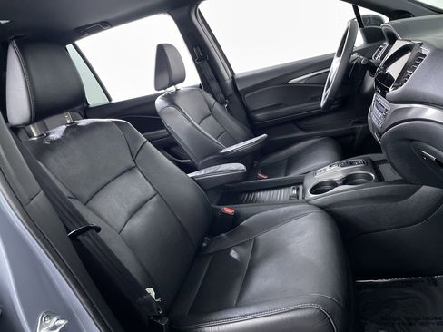 Used 2023 Honda Passport EX-L image 25