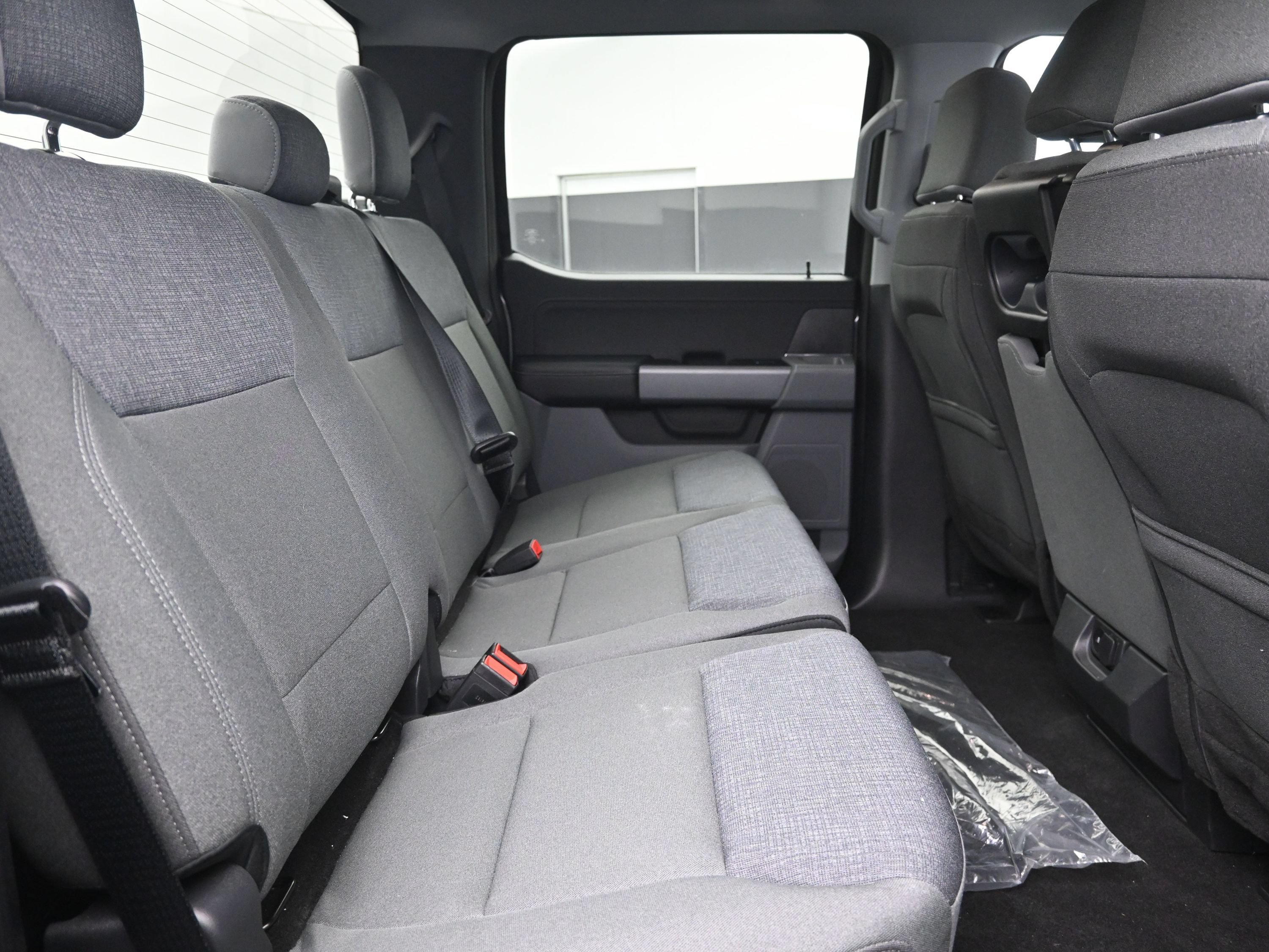 Used 2024 Ford F150 XLT AWD/4WD image 13