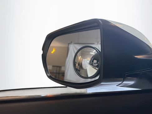 Used 2017 Honda CR-V EX-L image 16