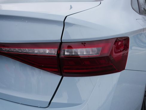 Certified 2025 Volkswagen Jetta GLI Autobahn image 17