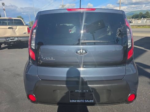 Used 2015 Kia Soul + FWD image 5