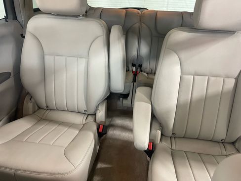 Used 2007 Mercedes-Benz R 350 4MATIC image 25