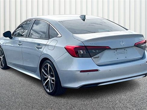 Used 2023 Honda Civic Touring image 11