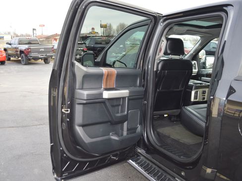 Used 2015 Ford F150 Lariat w/ Equipment Group 502A Luxury image 23