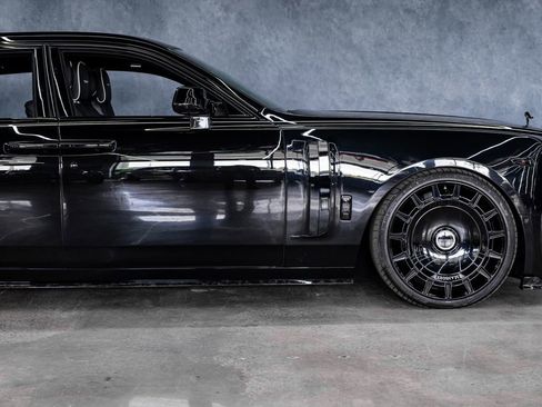 Used 2026 Rolls-Royce Phantom Sedan RWD image 11
